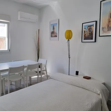 Apartment Del Arte En By Bebalmy Toledo